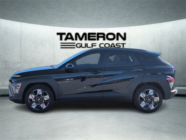 Used 2024 Hyundai Kona SEL image 2