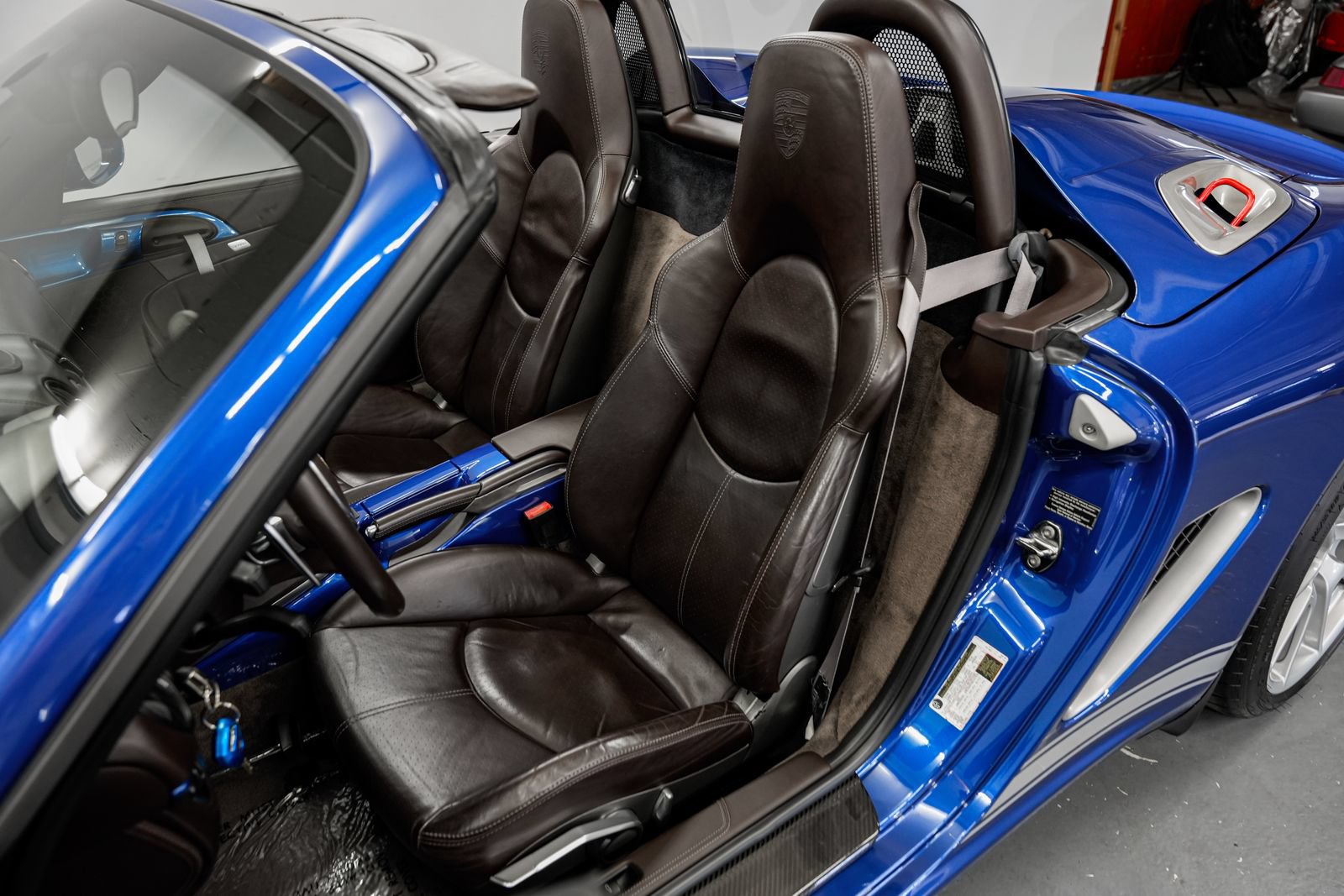 Used 2011 Porsche Boxster Spyder RWD image 21