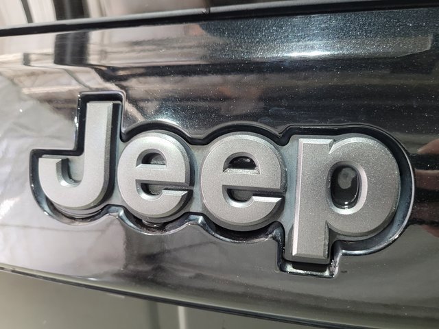 Used 2019 Jeep Grand Cherokee Limited X image 71