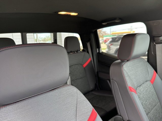 New 2025 Chevrolet Colorado Z71 image 36