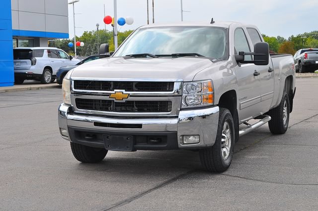 Used 2009 Chevrolet Silverado 2500 LT w/ Exterior Plus Package AWD/4WD image 7