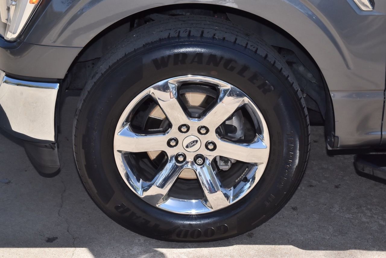 Used 2021 Ford F150 XLT w/ Equipment Group 302A High image 38