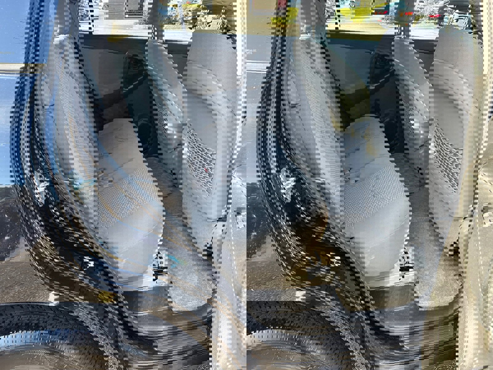 Used 2011 Toyota RAV4 2WD image 15