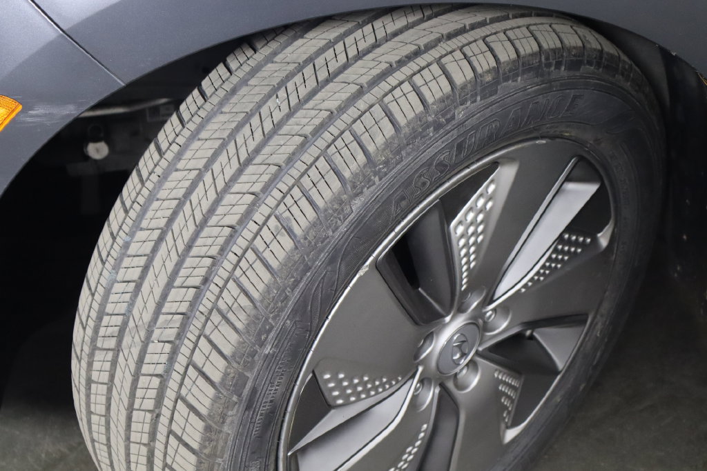 Used 2021 Hyundai Kona Limited FWD image 39