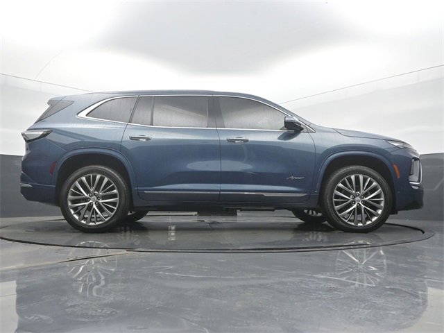 Certified 2025 Buick Enclave Avenir image 52