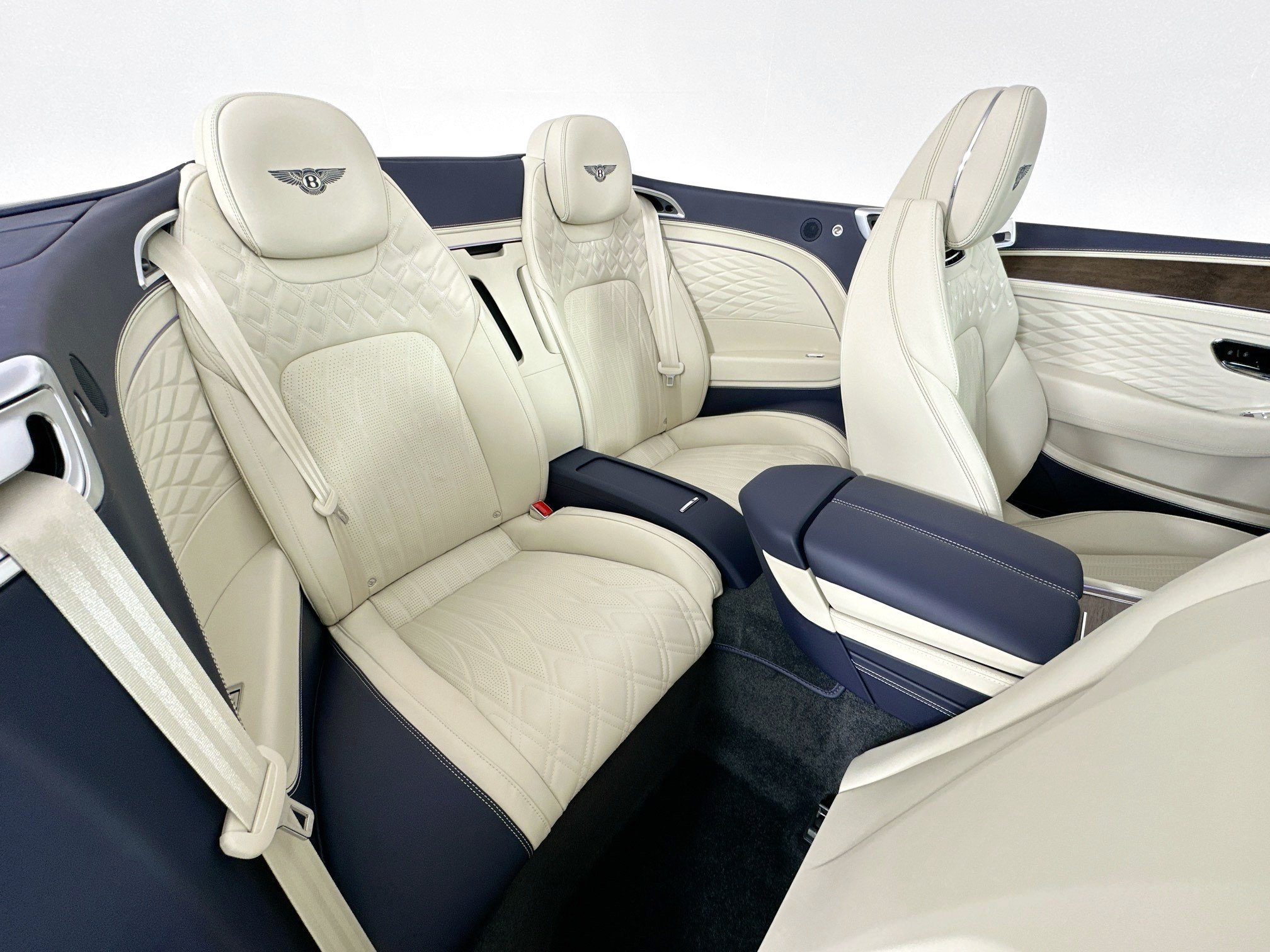New 2026 Bentley Continental GT AWD/4WD image 23