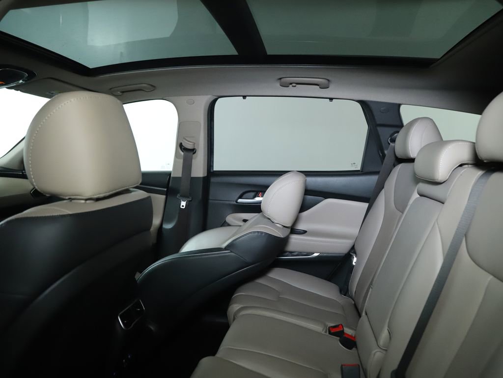 Used 2022 Hyundai Santa Fe Limited image 15