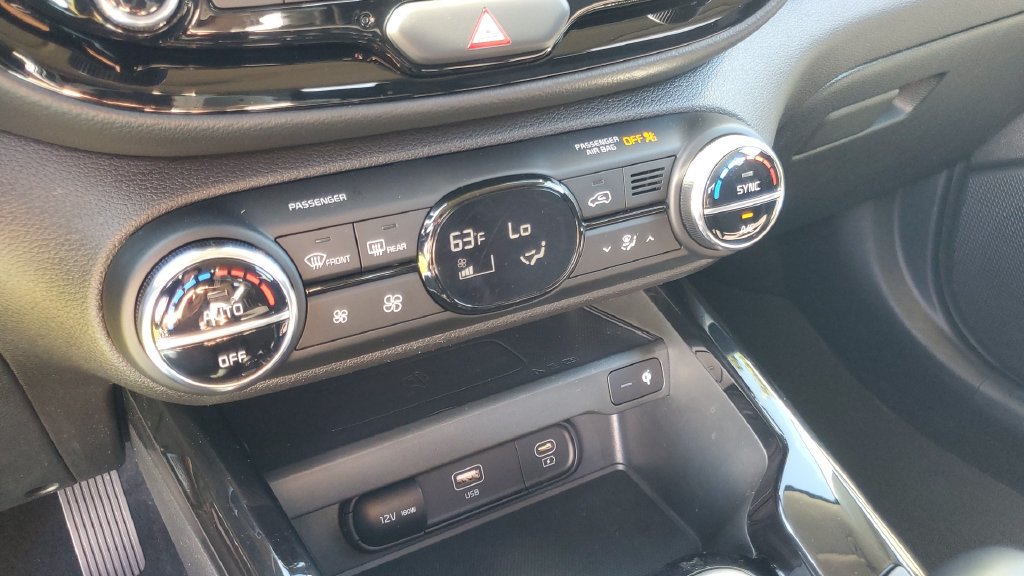 Used 2023 Kia Soul EX FWD image 19