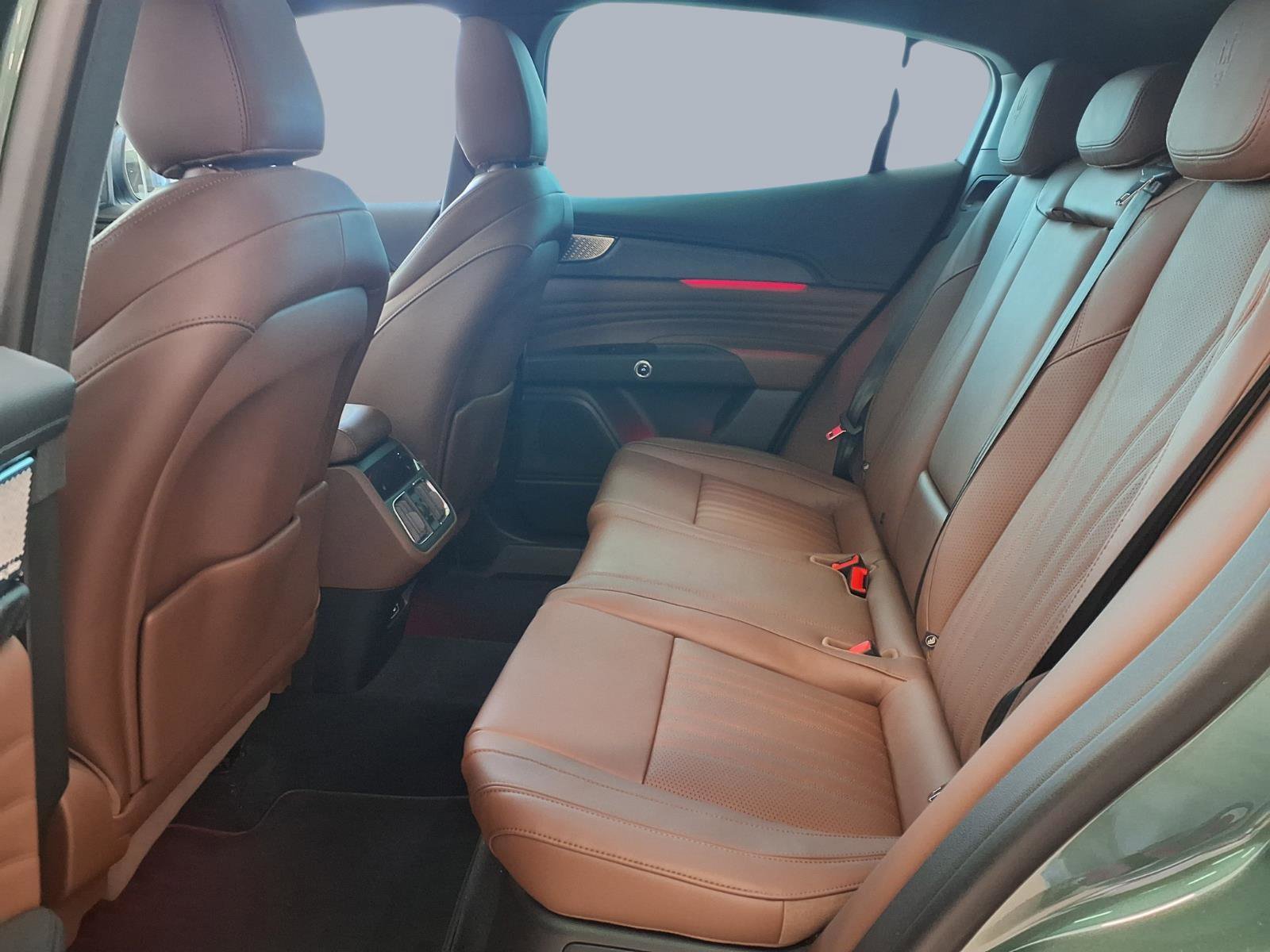 New 2026 Maserati Grecale Modena image 9