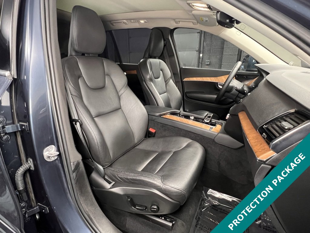 Used 2023 Volvo XC90 B6 Plus w/ Protection Package Premier image 4