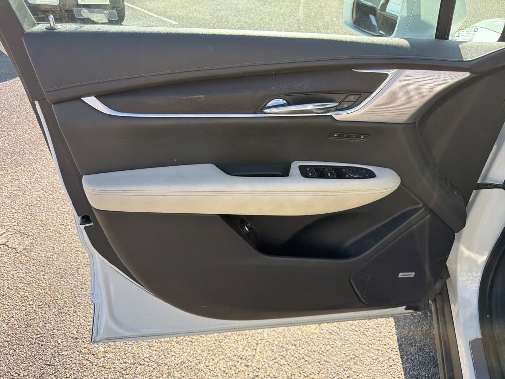 Used 2020 Cadillac XT6 Sport AWD/4WD image 15