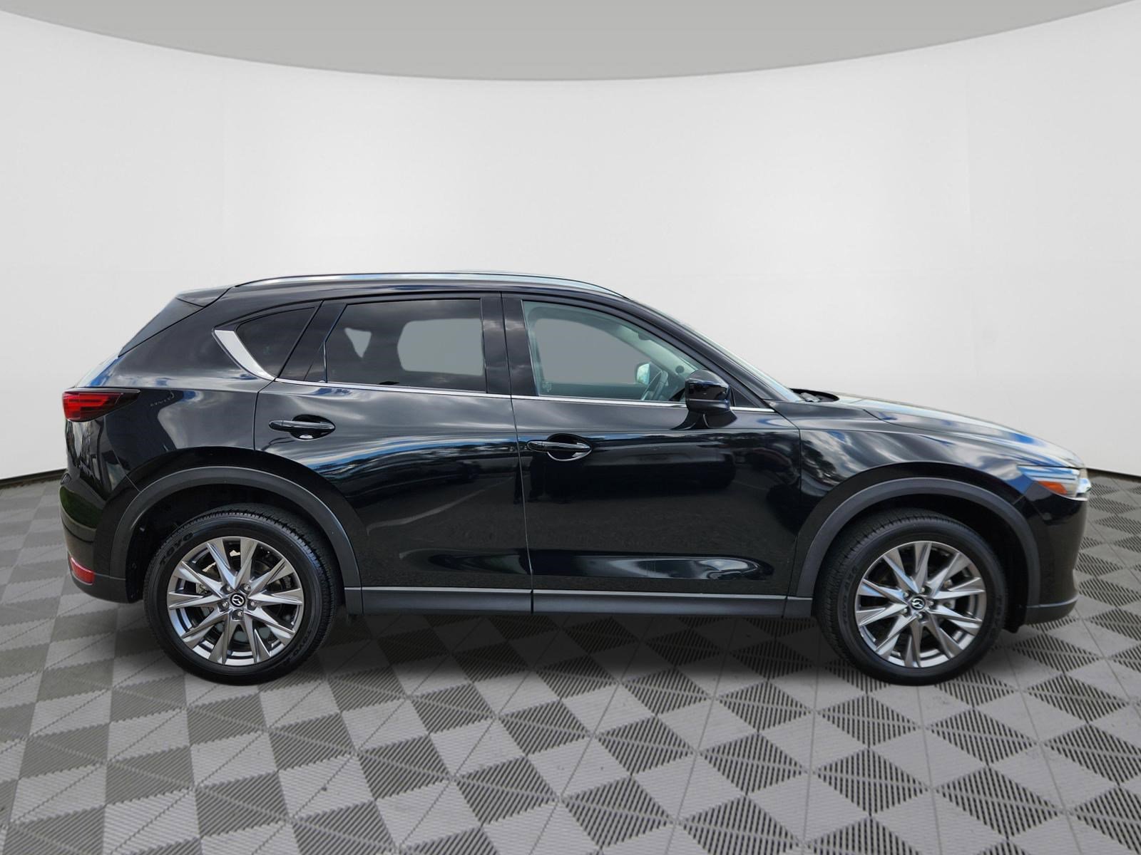 Certified 2021 MAZDA CX-5 Grand Touring w/ GT Premium Package image 6