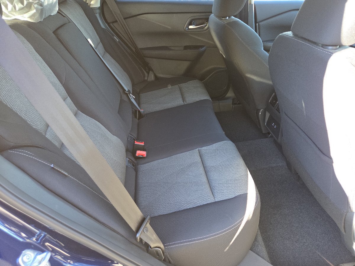 New 2027 Nissan Rogue SV w/ Cold Weather Package AWD/4WD image 22