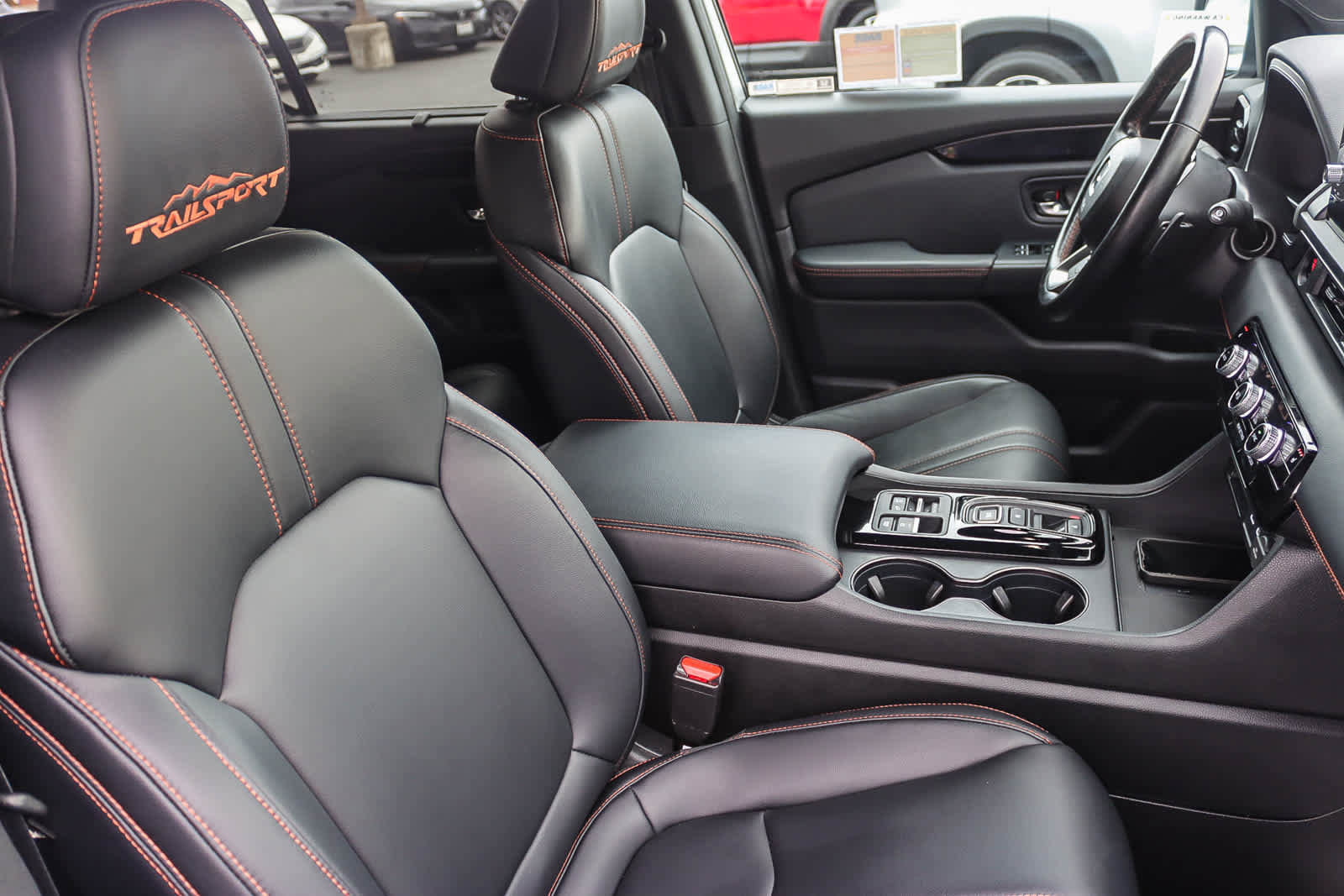 Used 2023 Honda Pilot TrailSport image 15