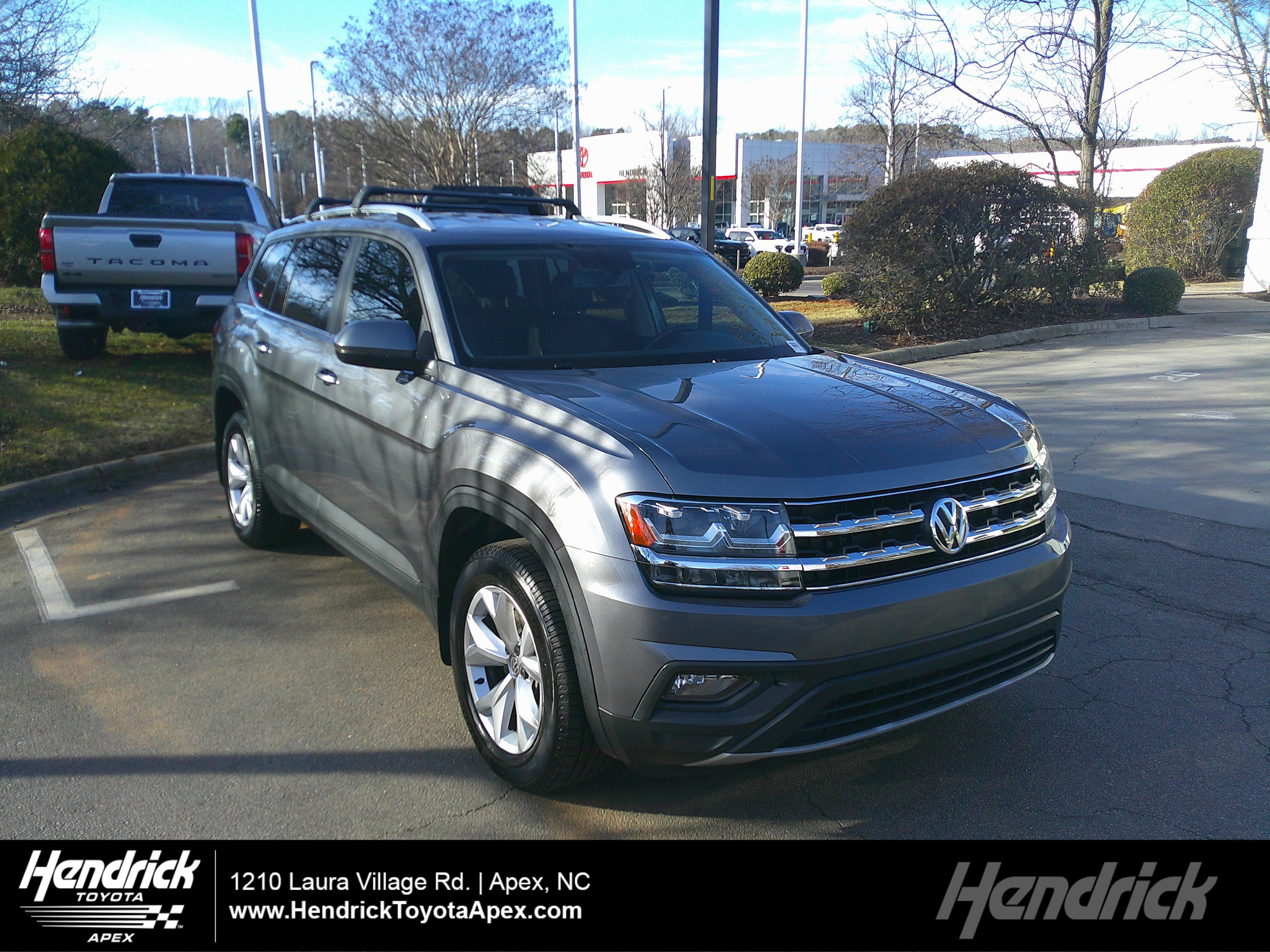 Used 2018 Volkswagen Atlas SE image 1