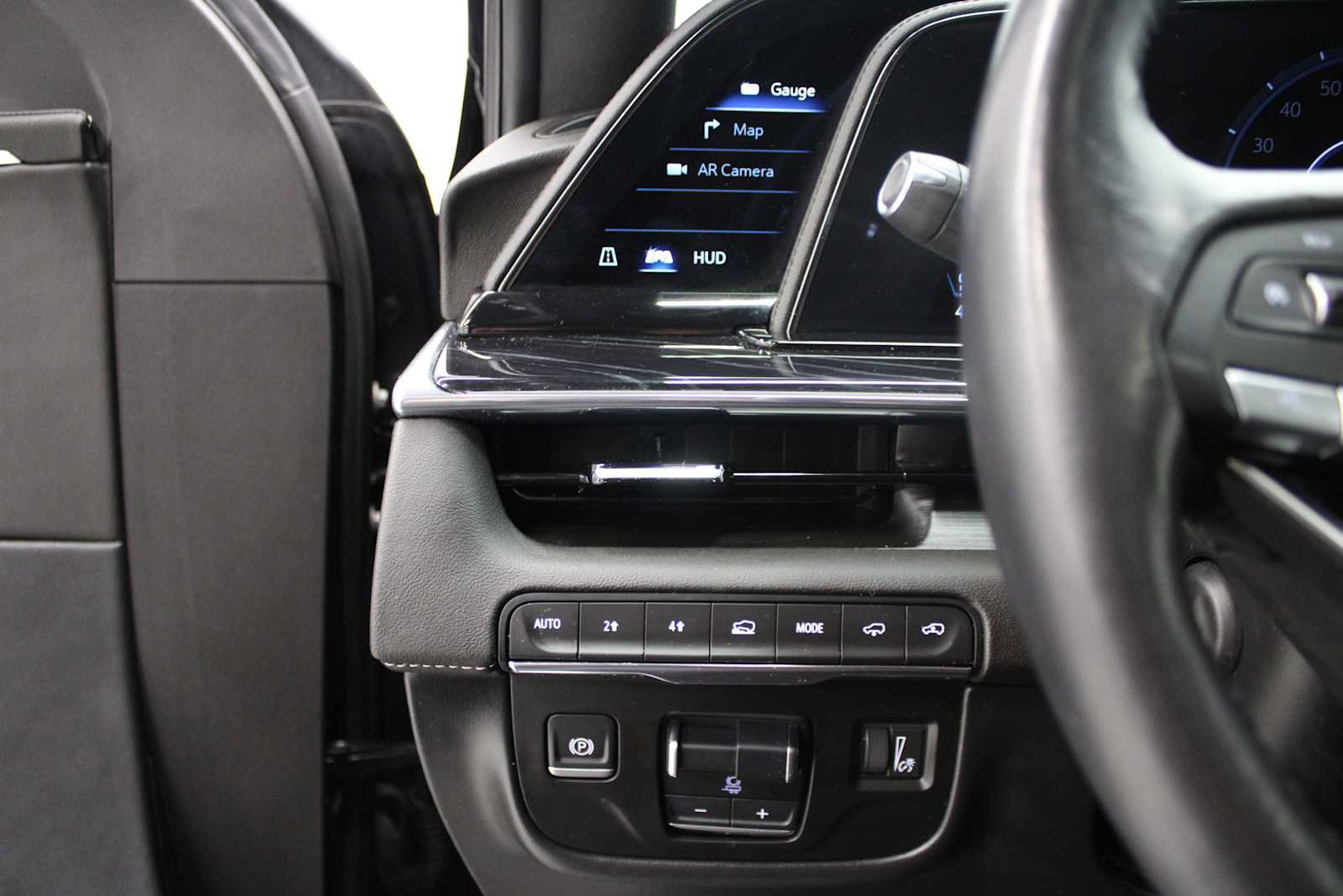 Certified 2024 Cadillac Escalade Sport w/ LPO, ONYX Package image 24