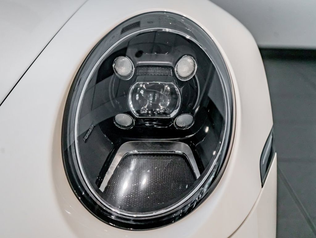 Certified 2024 Porsche 911 Carrera 4S image 29