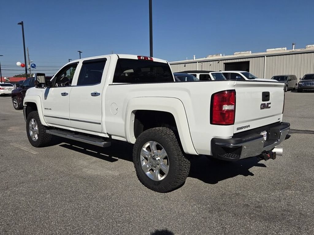 Used 2017 GMC Sierra 2500 SLT w/ Duramax Plus Package AWD/4WD image 6