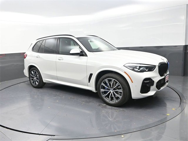 Used 2022 BMW X5 xDrive40i w/ M Sport Package image 9