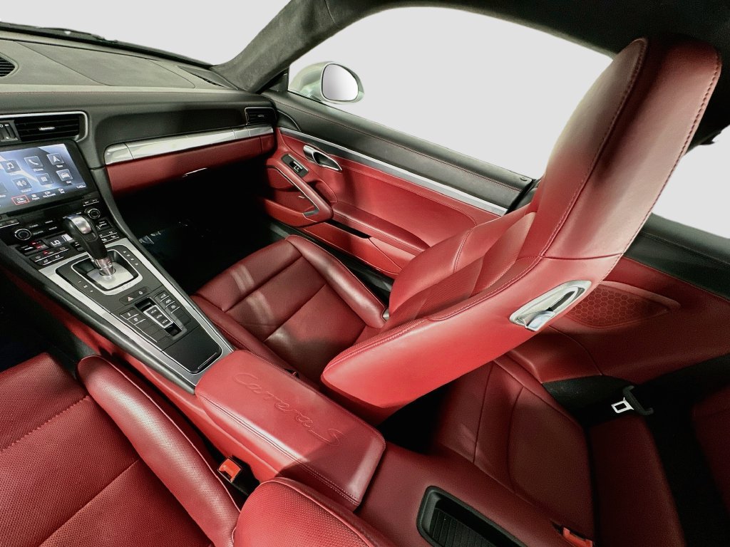 Certified 2017 Porsche 911 Carrera S RWD image 26