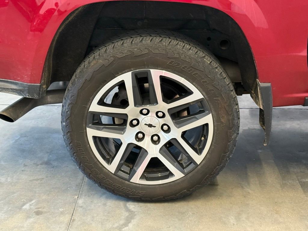 Used 2024 Chevrolet Colorado Z71 w/ Z71 Convenience Package 2 image 3