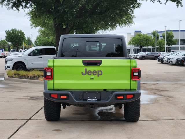 Certified 2025 Jeep Gladiator Mojave w/ Convenience Group AWD/4WD image 6