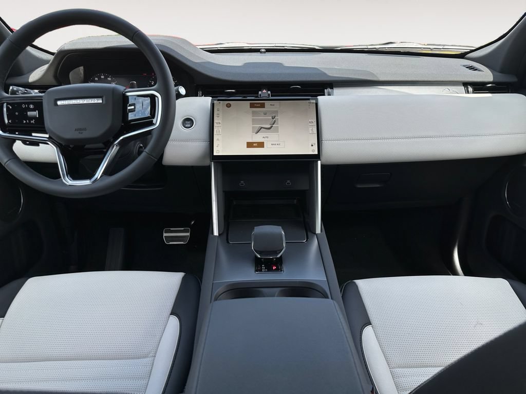 New 2026 Land Rover Discovery Sport Landmark AWD/4WD image 11