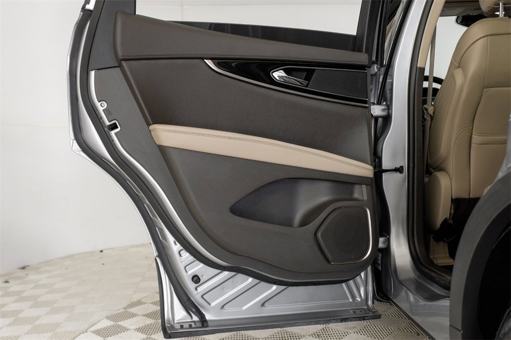 Used 2023 Lincoln Nautilus Reserve image 48