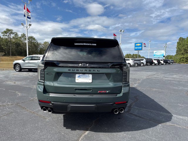 New 2026 Chevrolet Suburban RST image 4