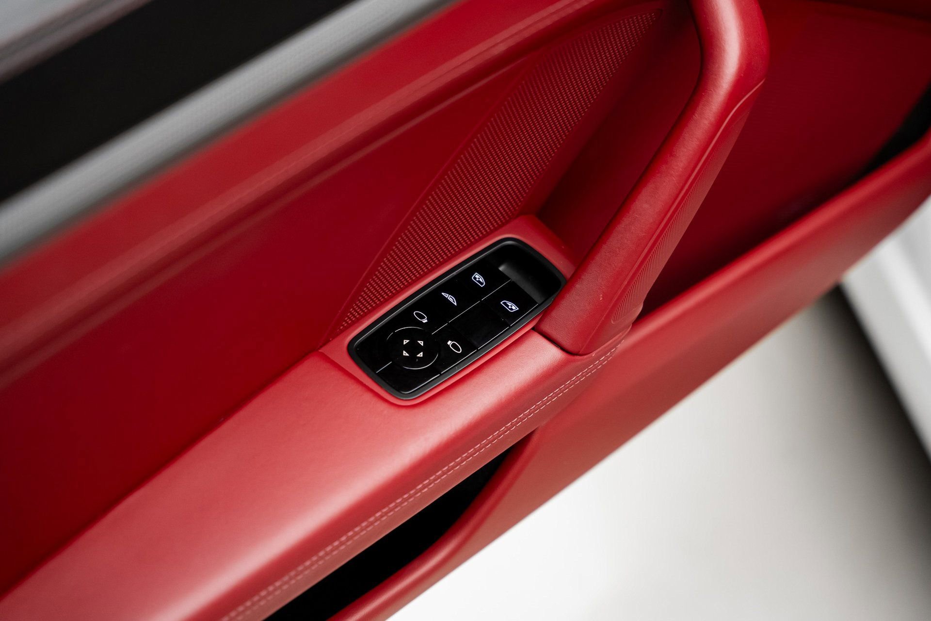 Used 2020 Porsche 911 Carrera image 57