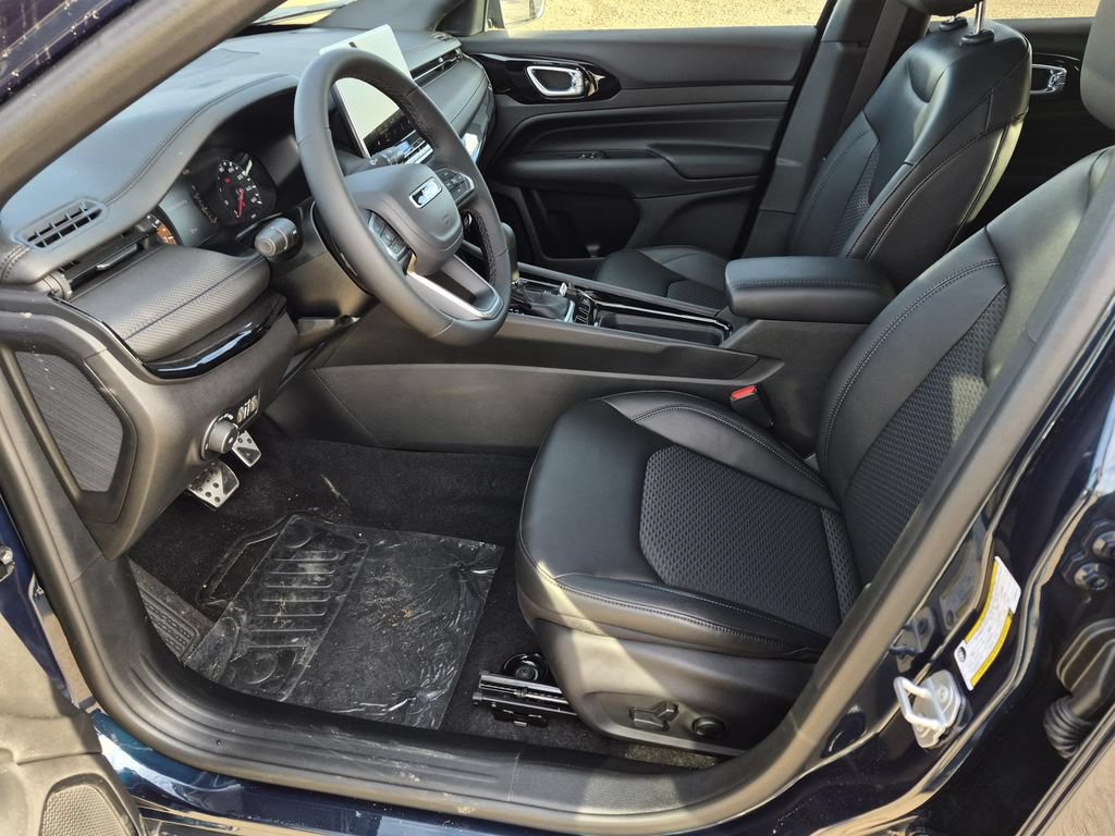New 2026 Jeep Compass Latitude AWD/4WD image 10