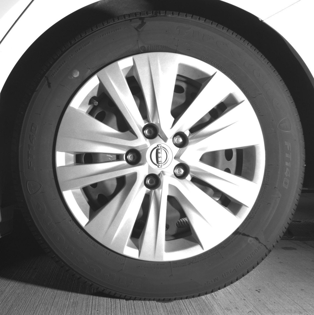 Used 2025 Nissan Sentra S image 14