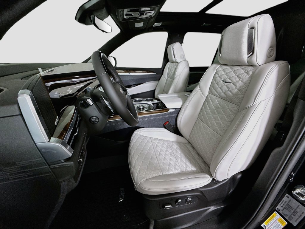 New 2026 Cadillac Escalade Platinum Luxury w/ LPO, Floor Liner Package AWD/4WD image 22