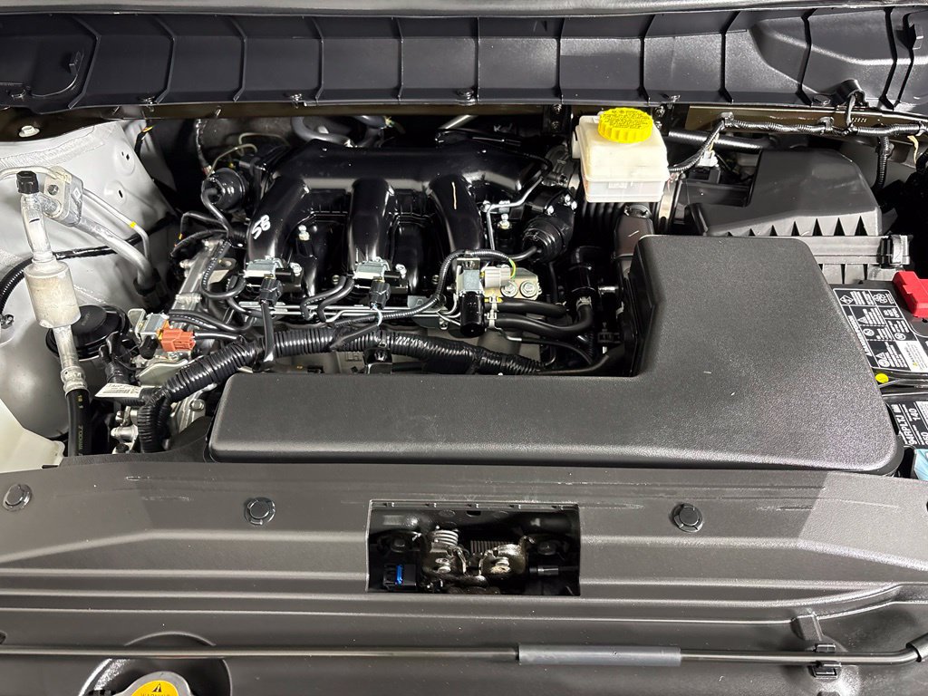 Used 2024 Nissan Pathfinder SV FWD image 42