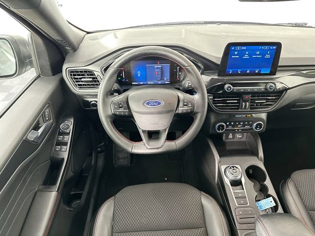 Used 2025 Ford Escape ST-Line AWD/4WD image 17