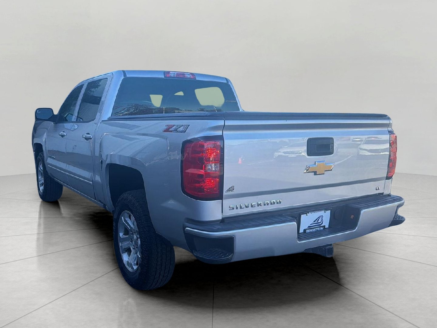 Used 2018 Chevrolet Silverado 1500 LT w/ All Star Edition AWD/4WD image 8