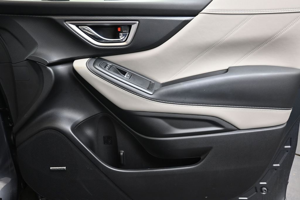 Used 2023 Subaru Forester Limited w/ Popular Package #3 AWD/4WD image 11