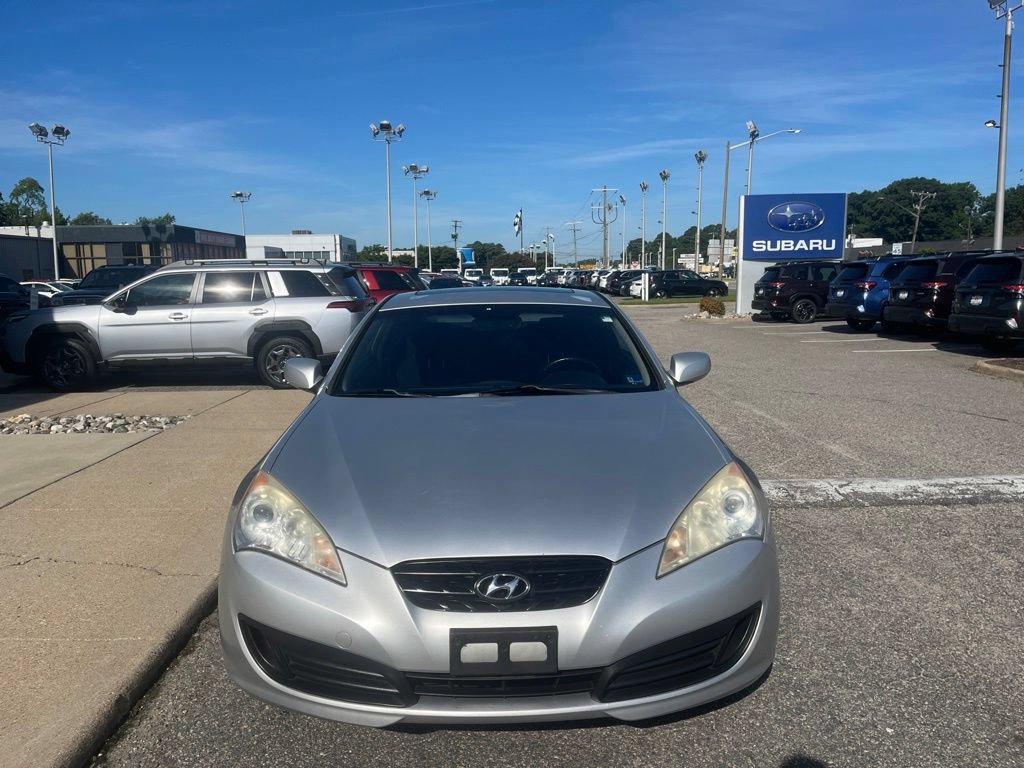 Used 2010 Hyundai Genesis 2.0T w/ Navigation Pkg 2 RWD image 8