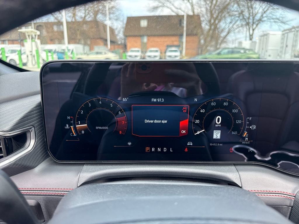 Used 2025 Ford Mustang Premium image 26