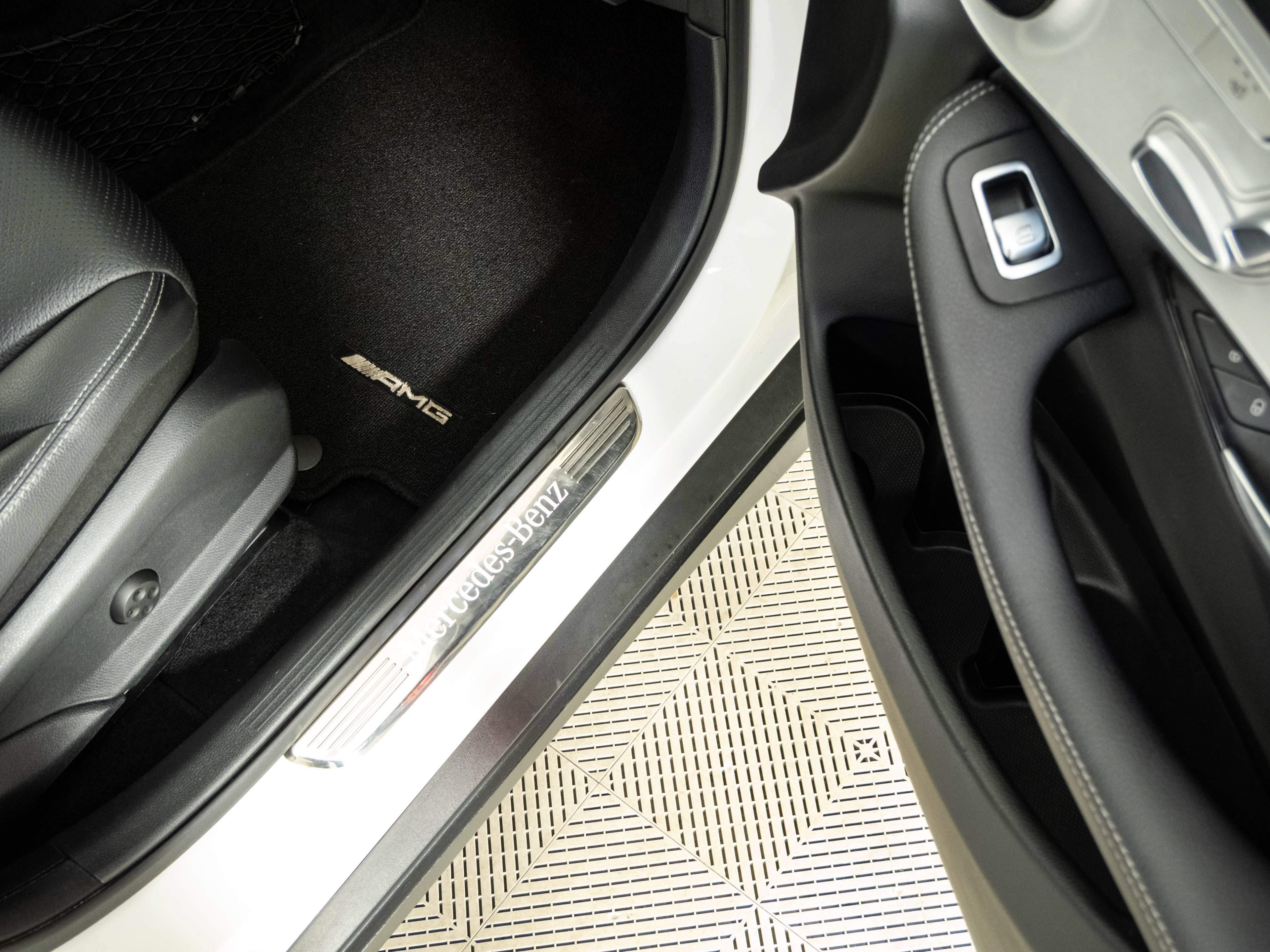 Used 2019 Mercedes-Benz GLC 300 image 23