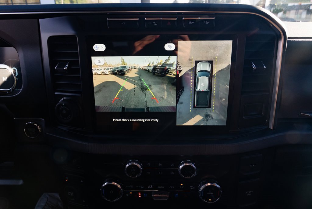 Used 2024 Ford F350 Platinum image 15