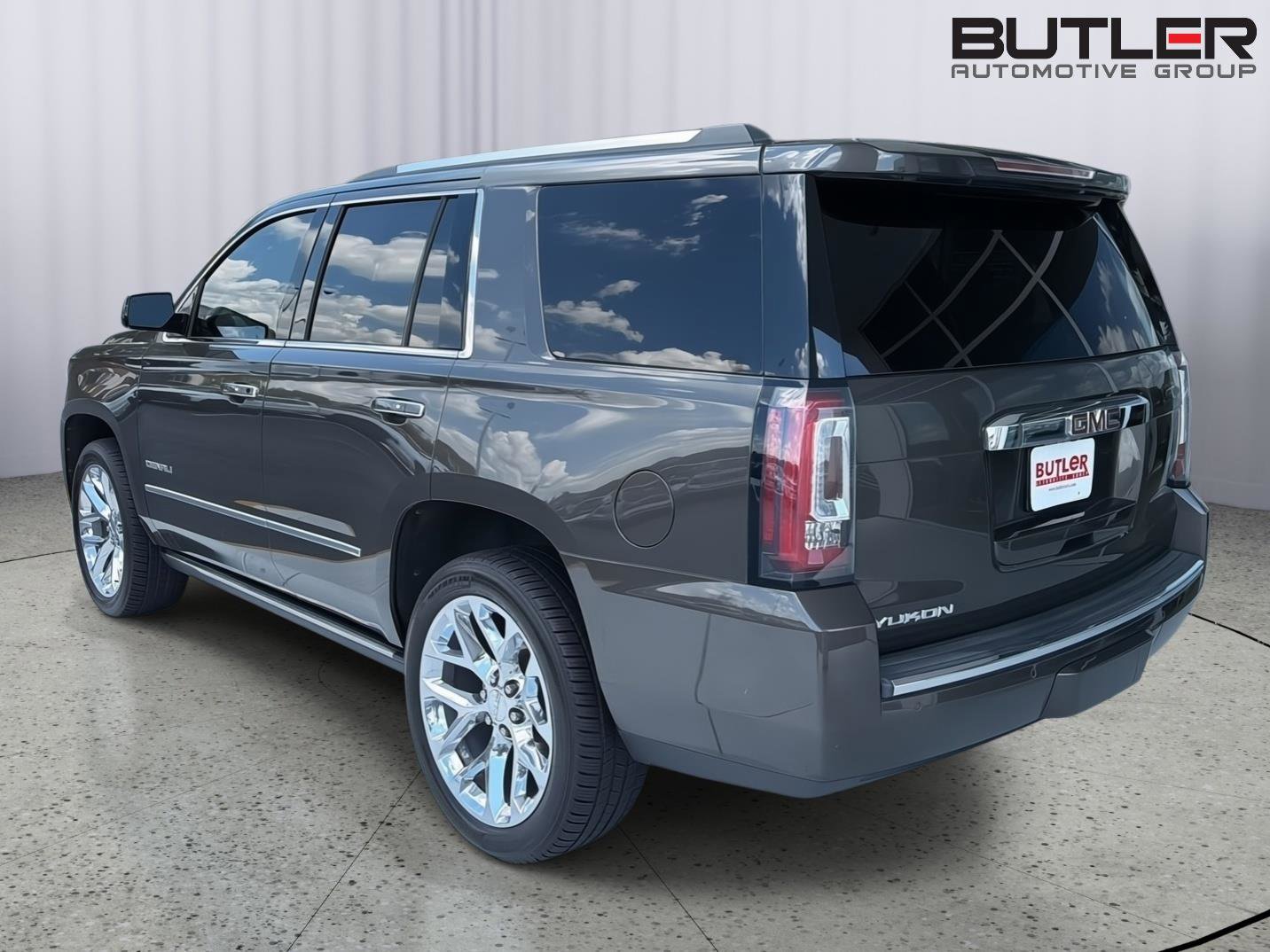 Used 2019 GMC Yukon Denali w/ Open Road Package RWD image 4