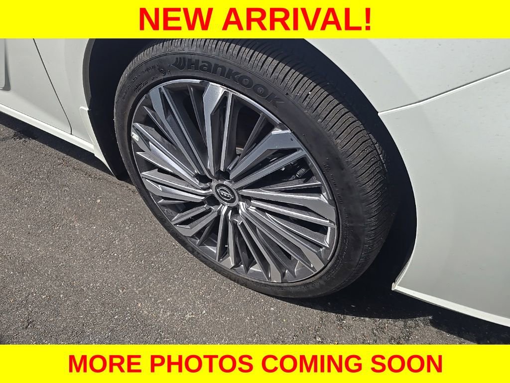 Used 2025 Nissan Altima 2.5 SL AWD/4WD image 5