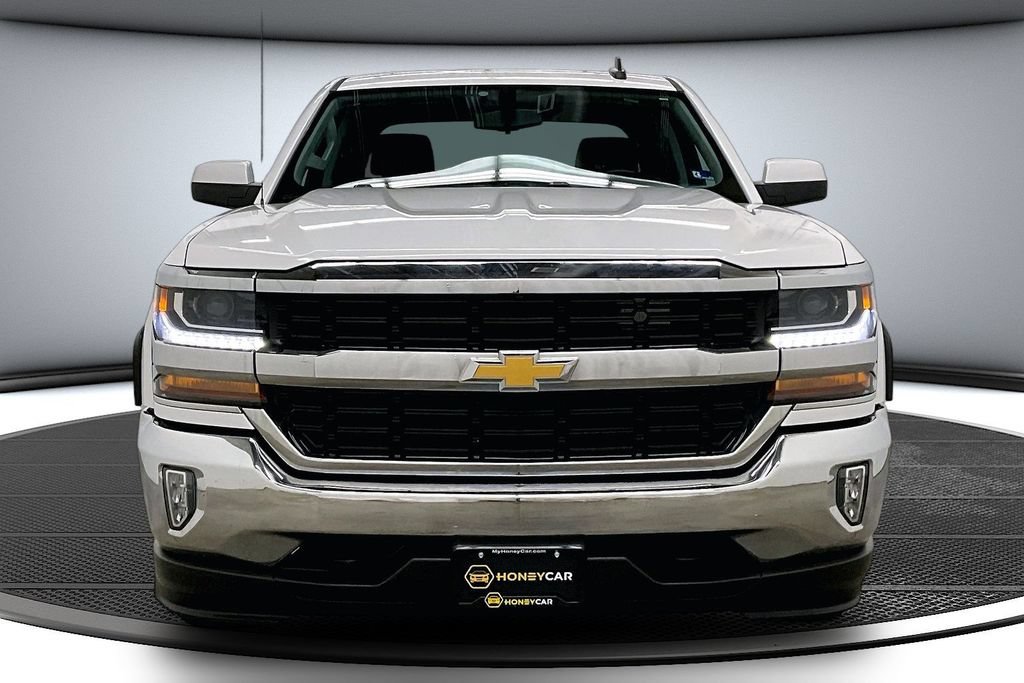 Used 2018 Chevrolet Silverado 1500 LT w/ All Star Edition AWD/4WD image 2