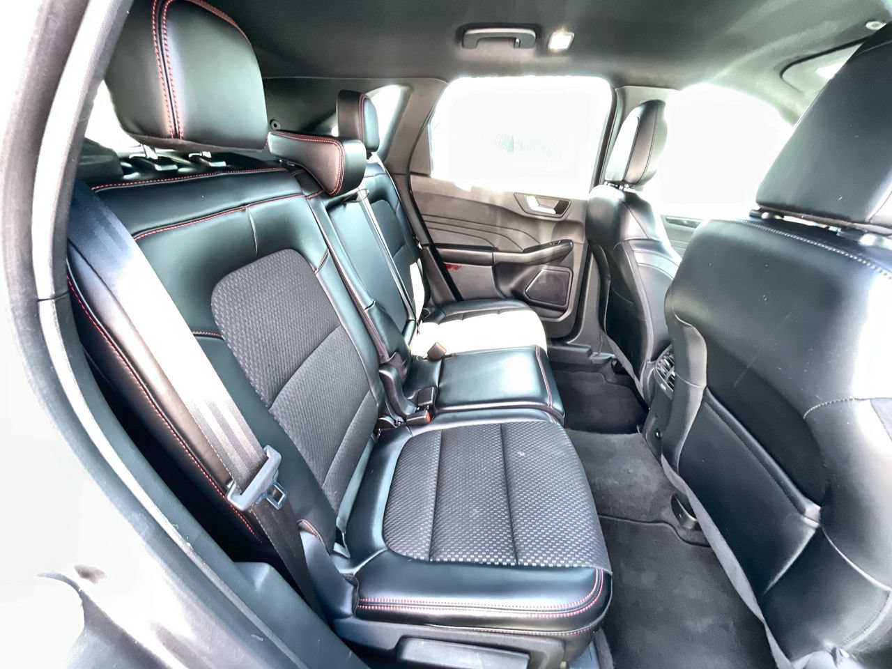Used 2024 Ford Escape ST-Line w/ Tech Pack #1 FWD image 26