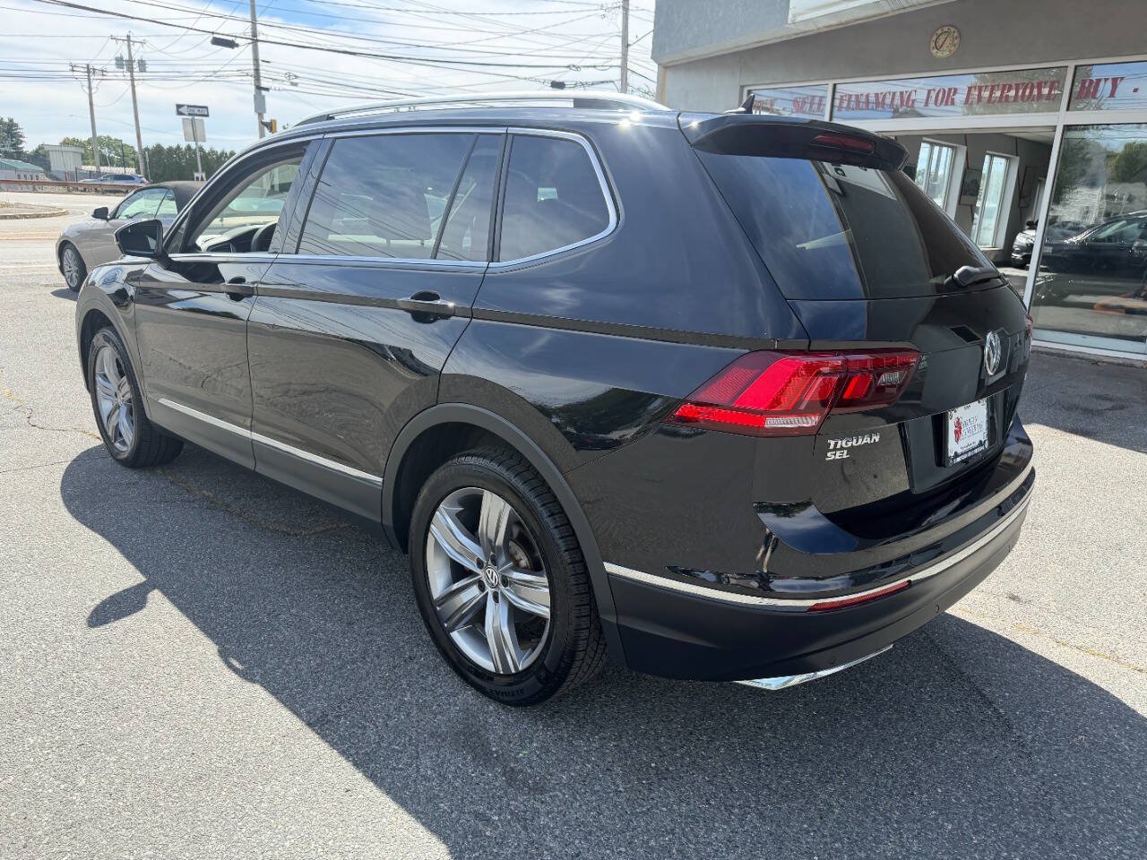 Used 2021 Volkswagen Tiguan SEL AWD/4WD image 5