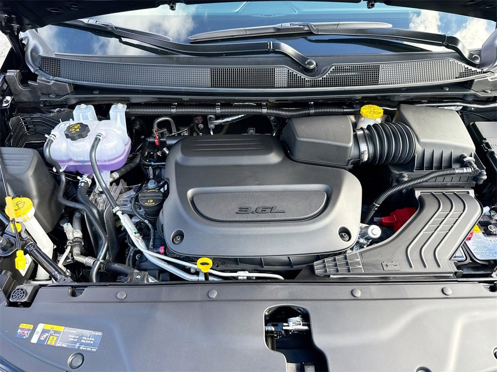 New 2026 Chrysler Pacifica Limited w/ S Appearance Package image 34