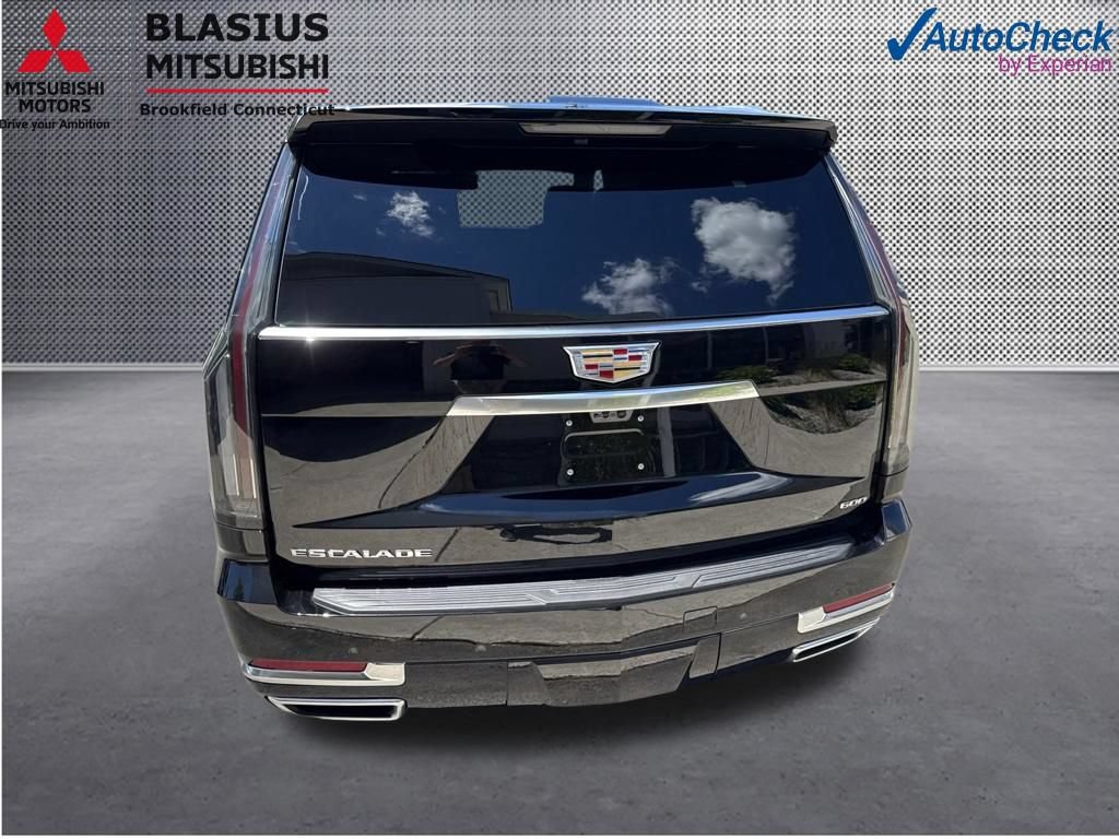 Used 2026 Cadillac Escalade Luxury AWD/4WD image 22