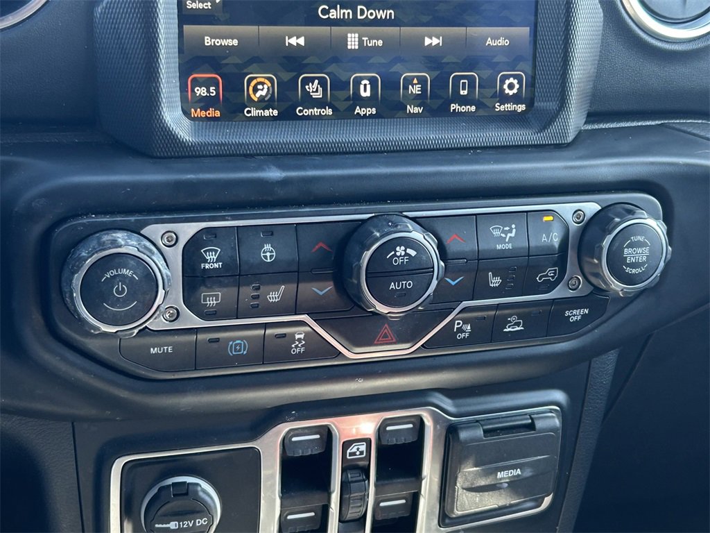 Used 2023 Jeep Wrangler Unlimited Sahara w/ Cold Weather Group image 36