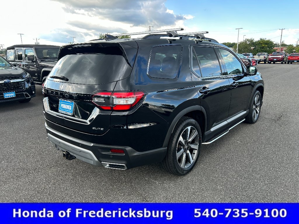Used 2024 Honda Pilot Elite image 6